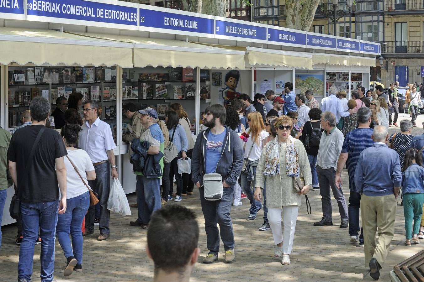 El Arenal bilbaíno se llena de literatura