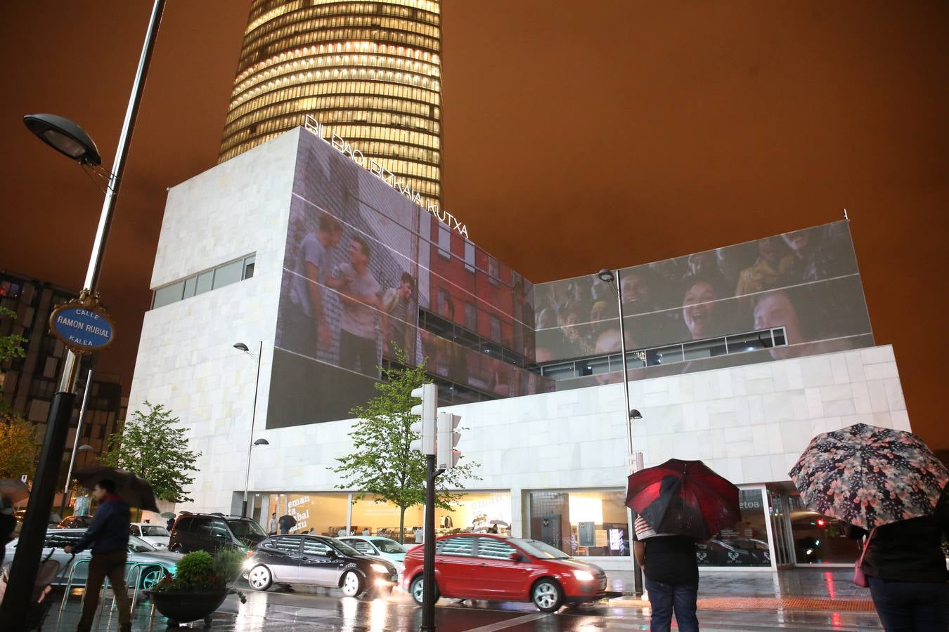 La Noche Blanca ilumina Bilbao