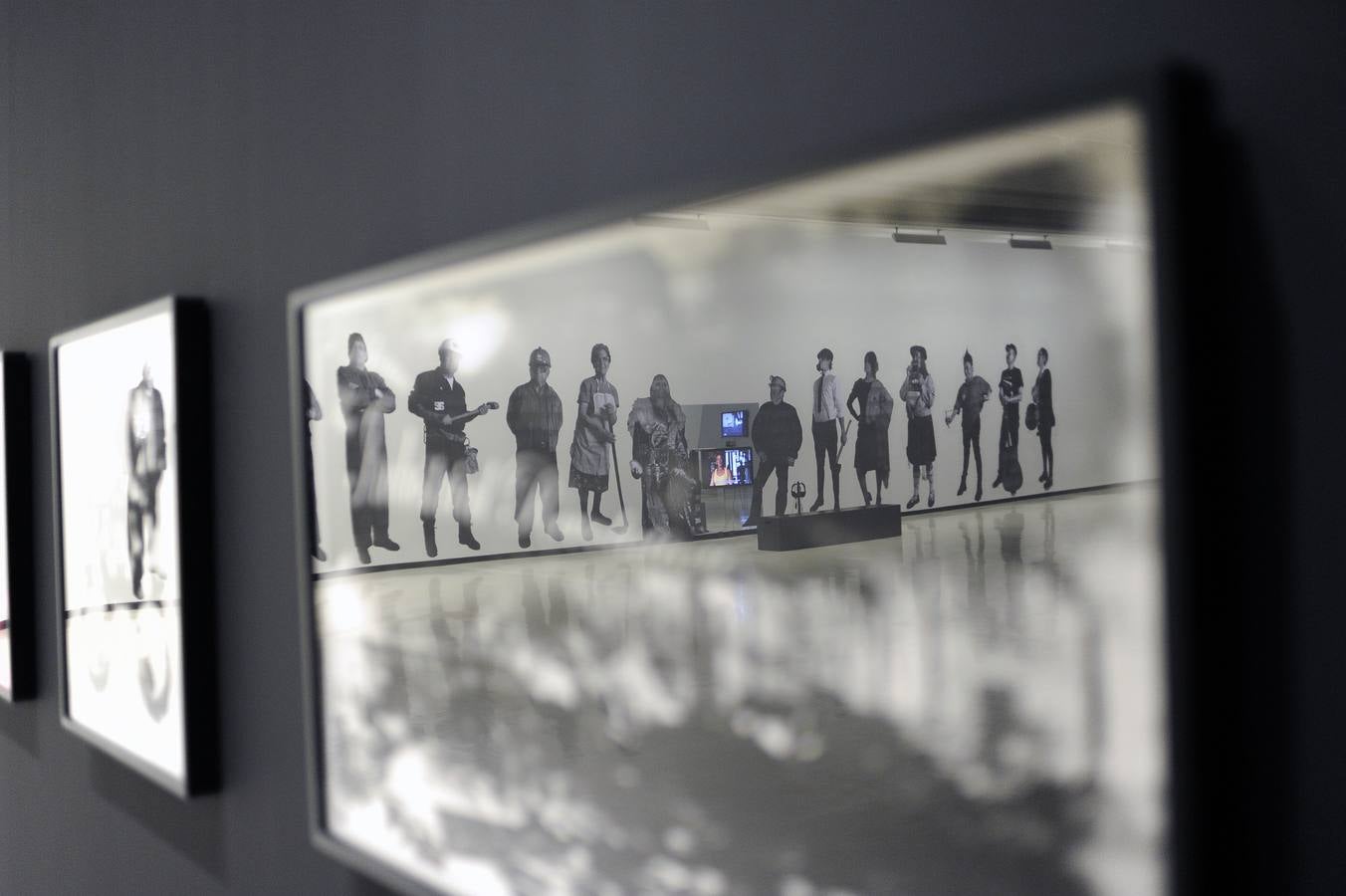 Azkuna Zentroa expone a Deller y los cambios en el Reino Unido