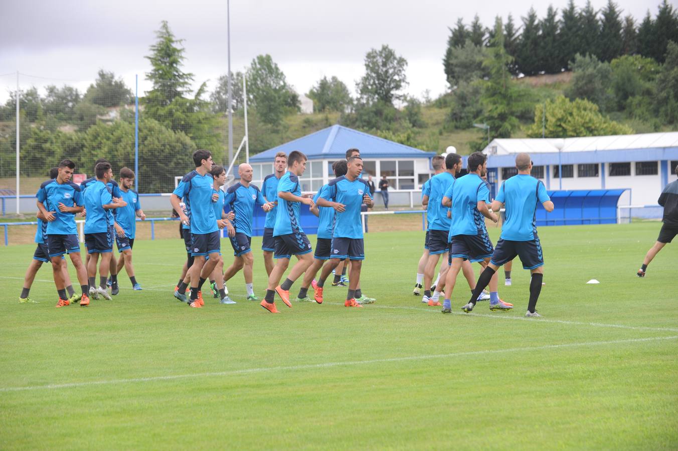 Primer entrenamiento del Alavés esta temporada