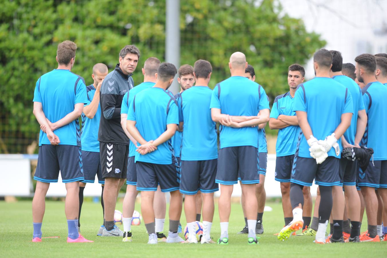 Primer entrenamiento del Alavés esta temporada