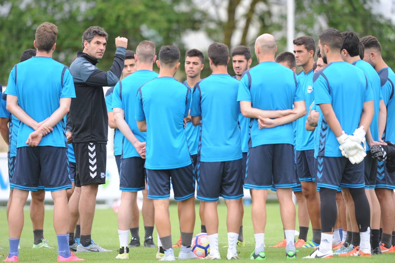 Primer entrenamiento del Alavés esta temporada