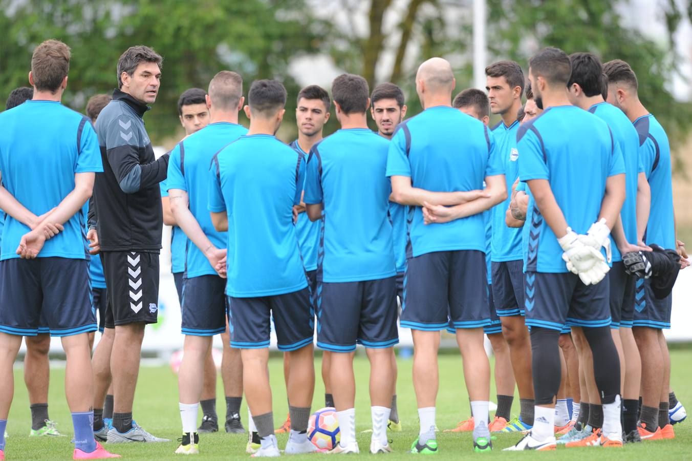 Primer entrenamiento del Alavés esta temporada