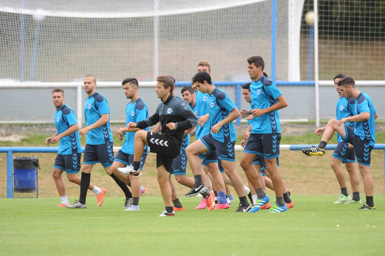 Primer entrenamiento del Alavés esta temporada