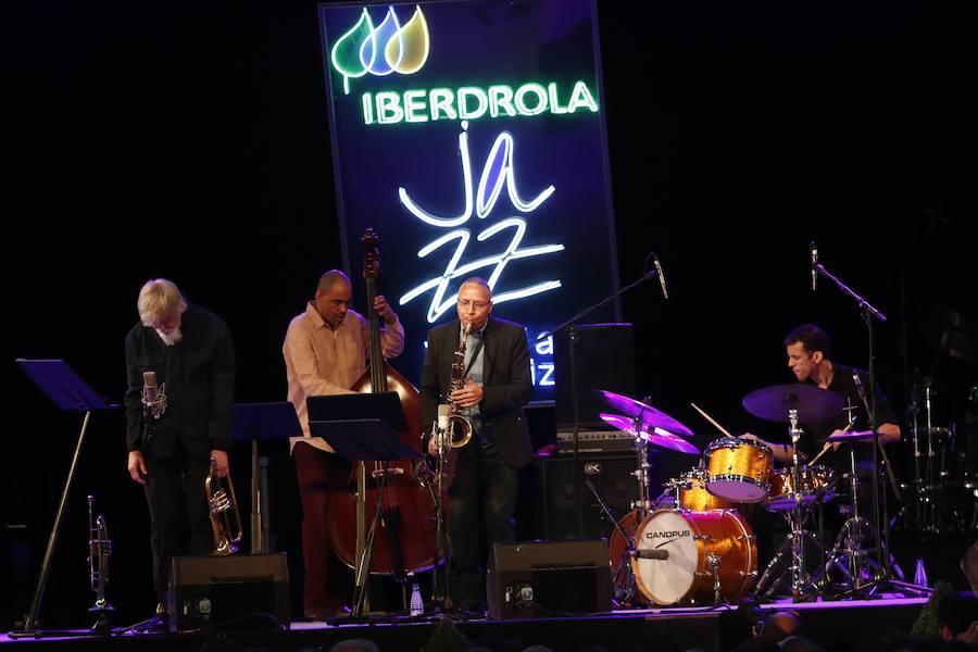 Asistimos al concierto de Tom Harrell Trip