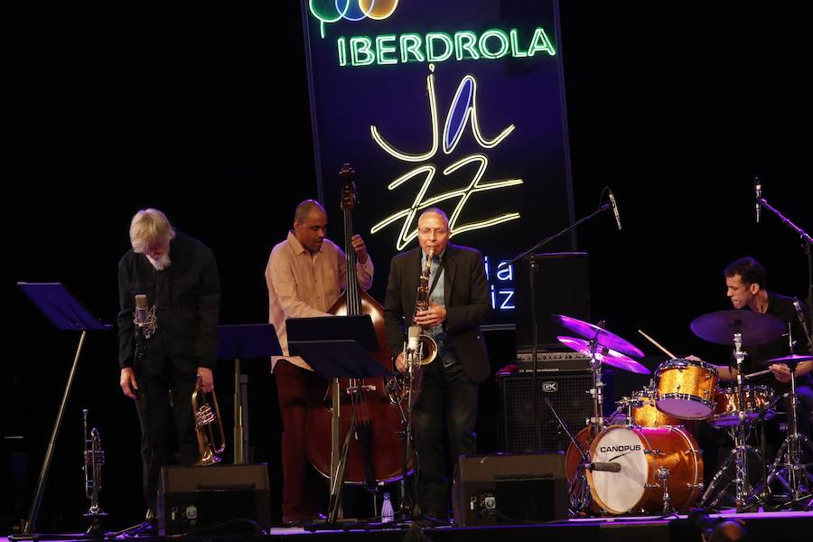 Asistimos al concierto de Tom Harrell Trip