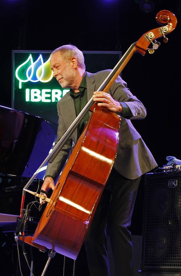 Actuaciones de Dave Holland y Kenny Barron en el festival de jazz de Vitoria