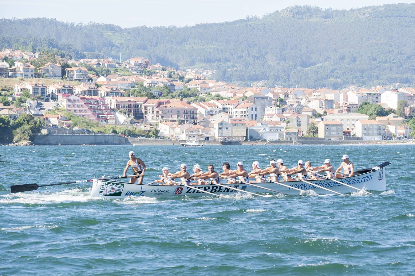 Urdaibai saca las garras en Moaña