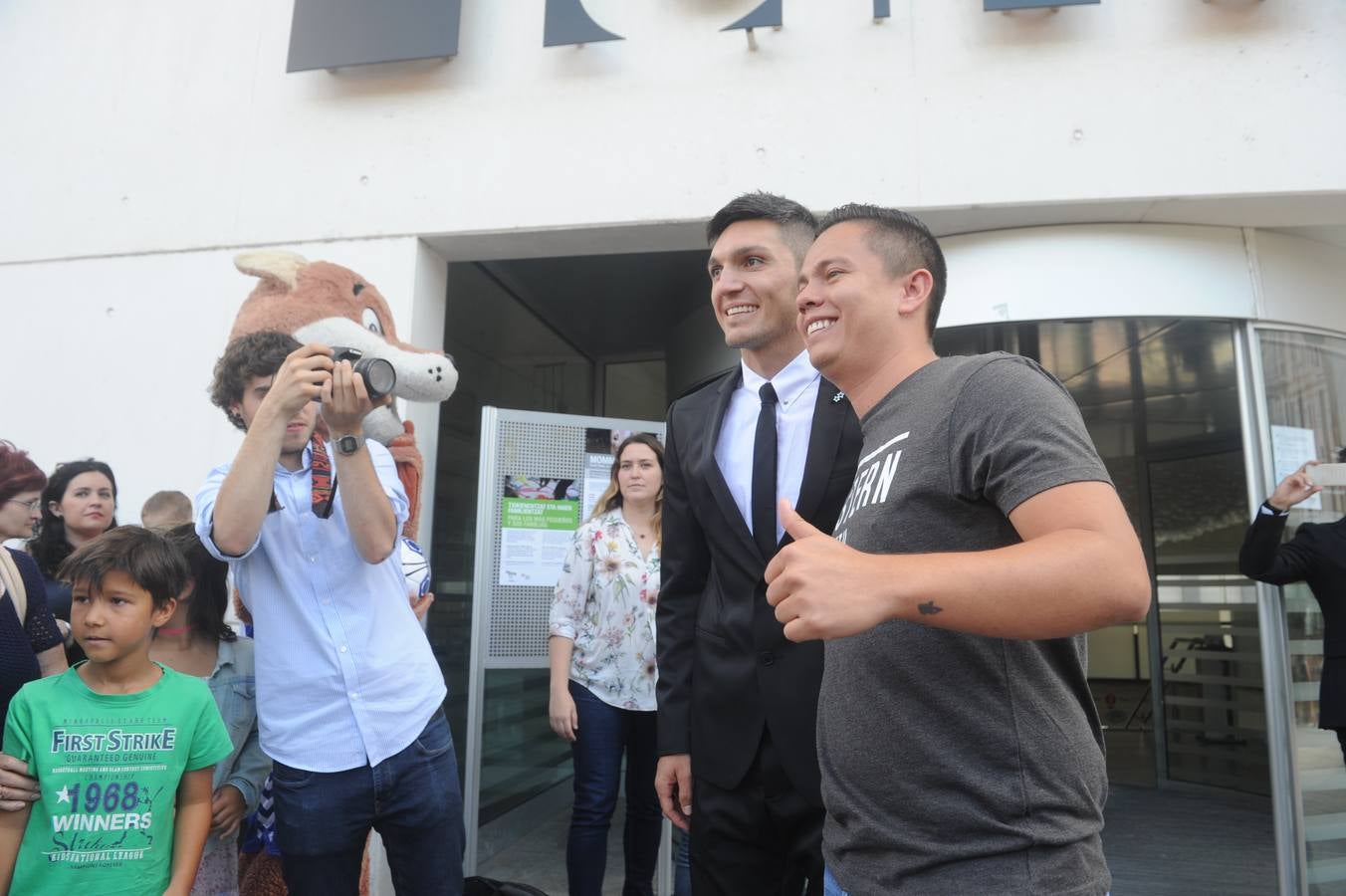 El Alavés presenta a Daniel Torres