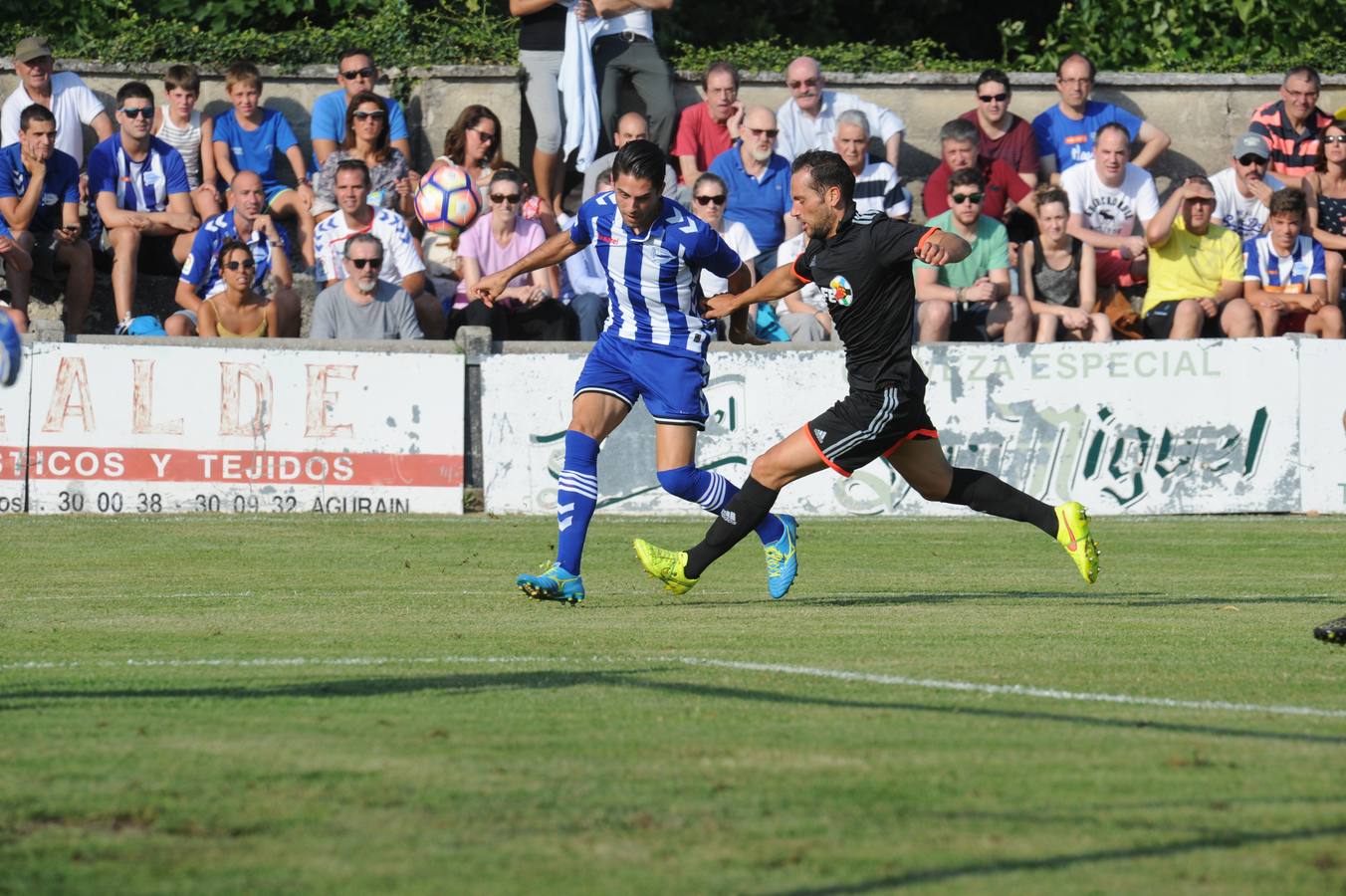 Partido amistoso entre el Alavés y la AFE