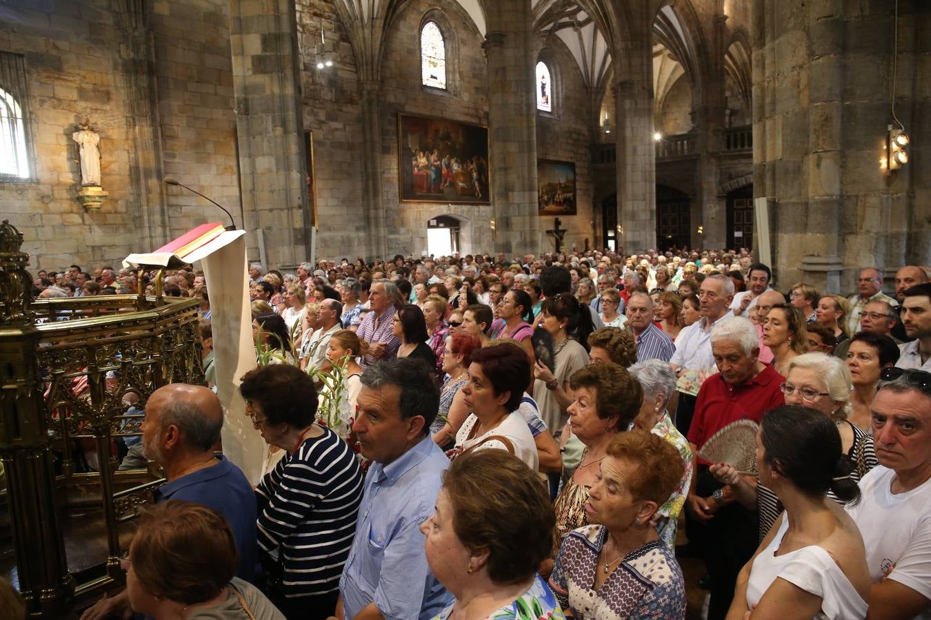 Misa y aurresku en Begoña