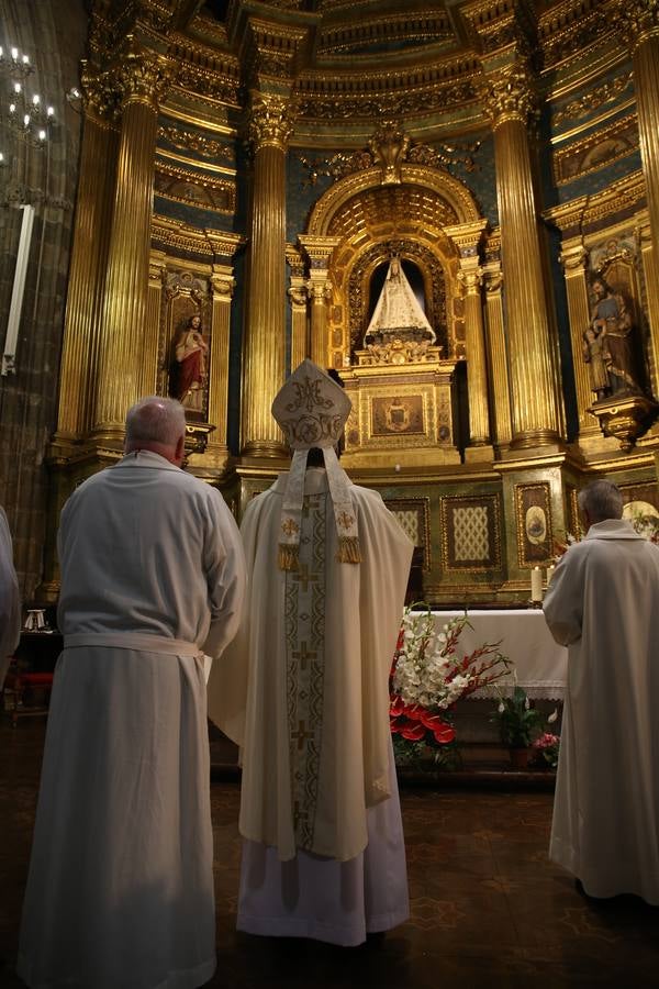 Misa y aurresku en Begoña