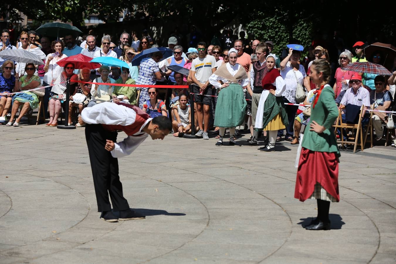 Misa y aurresku en Begoña