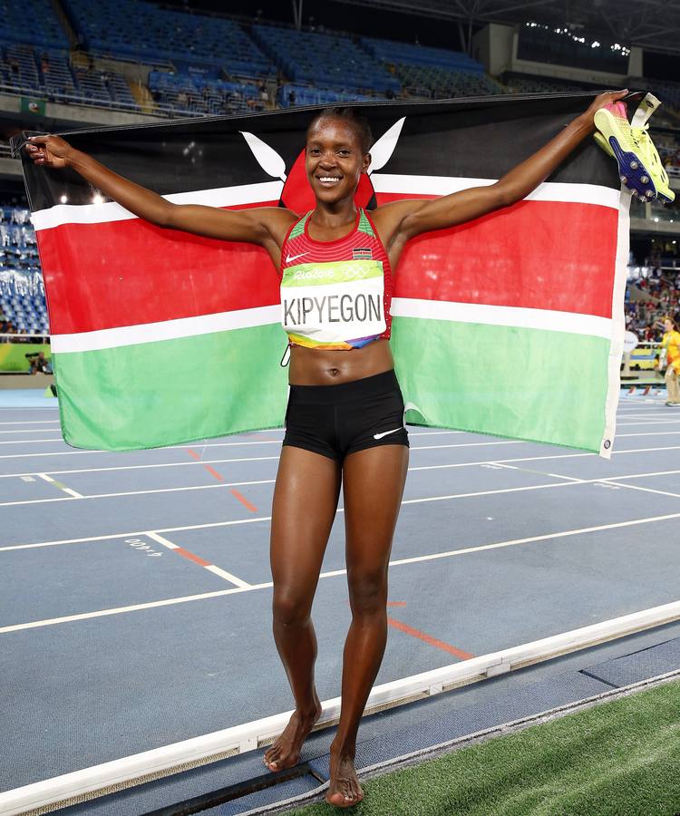 Faith Chepngetich Kipyegon sorprende a Dibaba