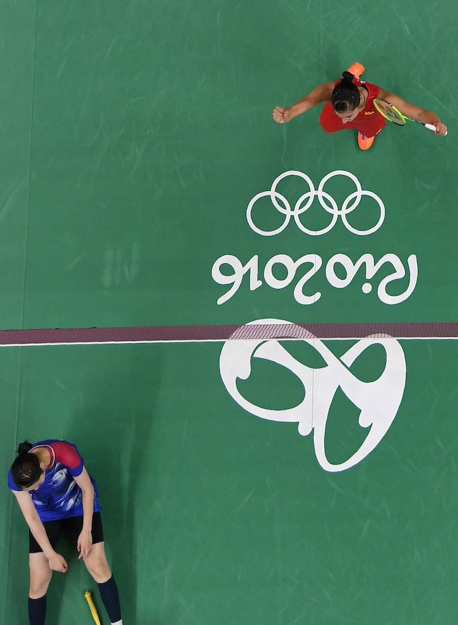 Carolina Marín logra el pase a semifinales en bádminton