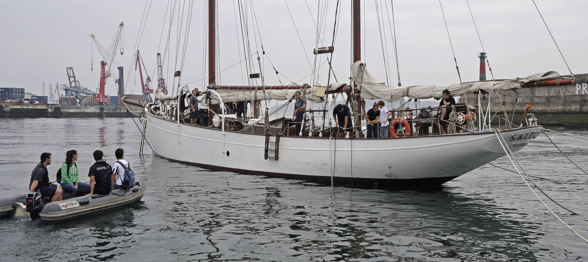 El &#039;Saltillo&#039; zarpa hacia su Kostera por Euskadi