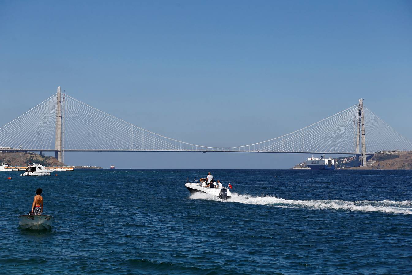 Nueva conexión entre Asia y Europa por un puente en Estambul