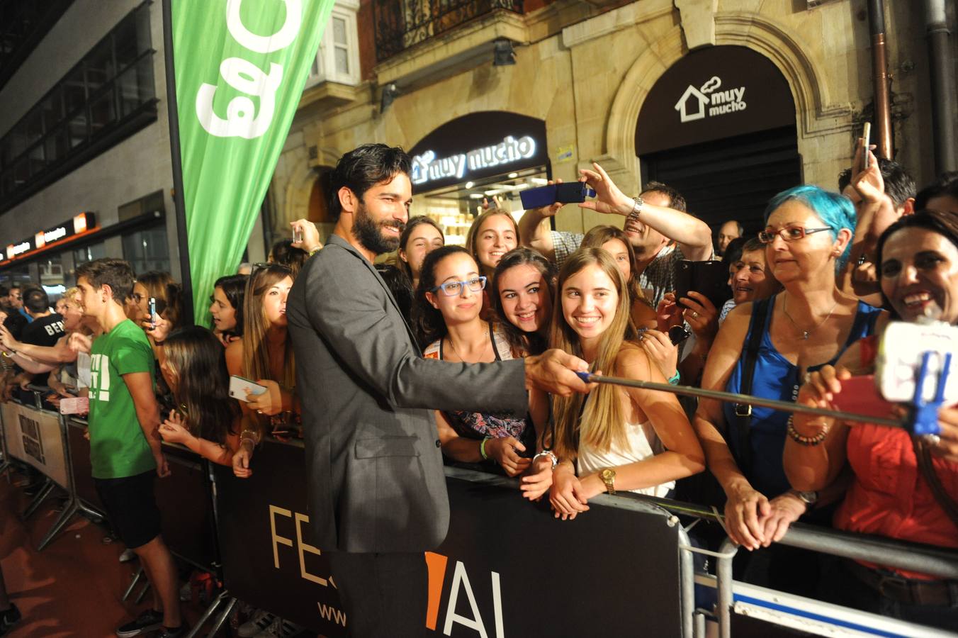 &#039;Olmos y Robles&#039; toman el Teatro Principal de Vitoria