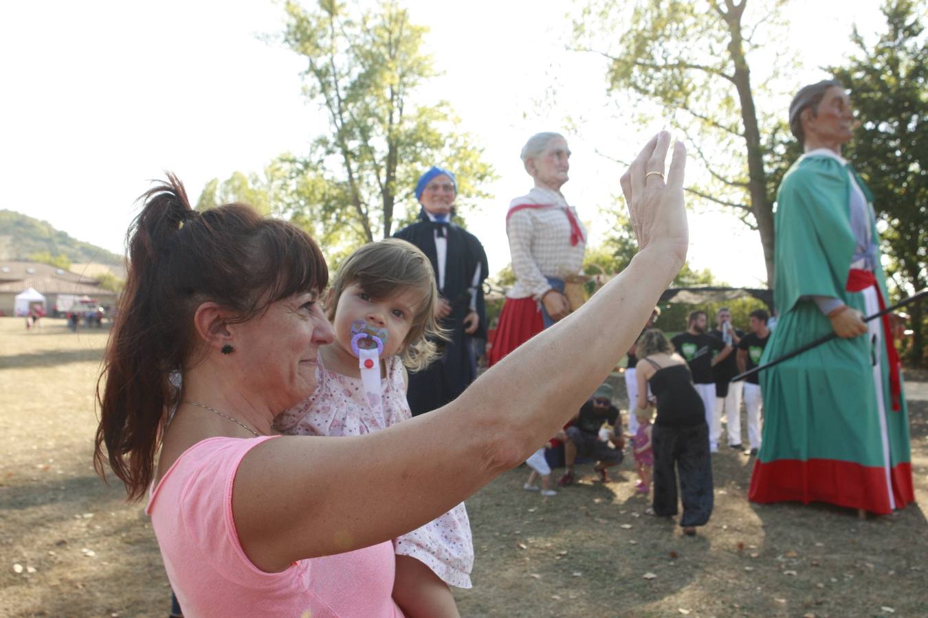 Calor, diversión y buenos alimentos en el día de Olárizu