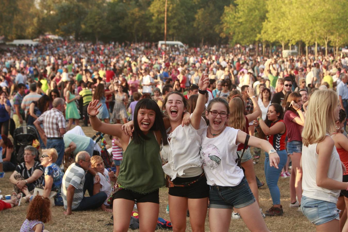 Calor, diversión y buenos alimentos en el día de Olárizu