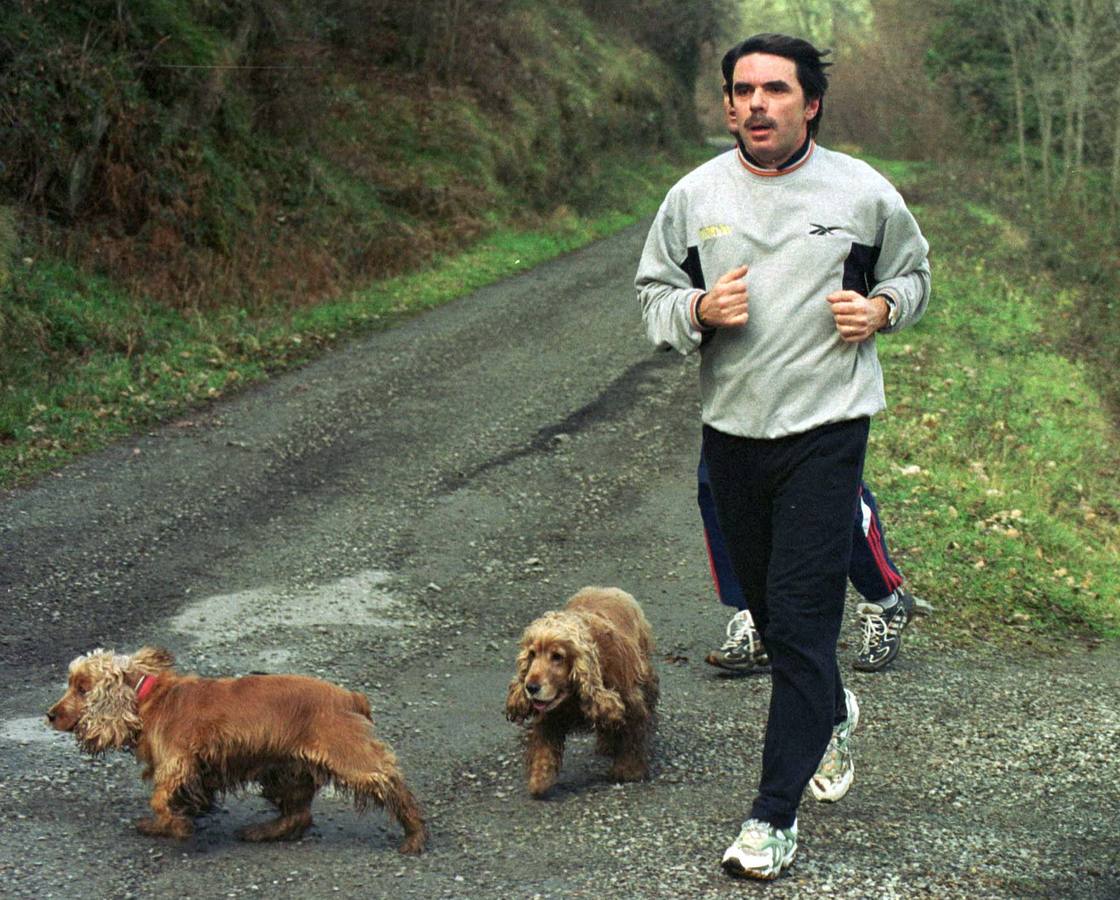 El expresidente Aznar en una carrera.