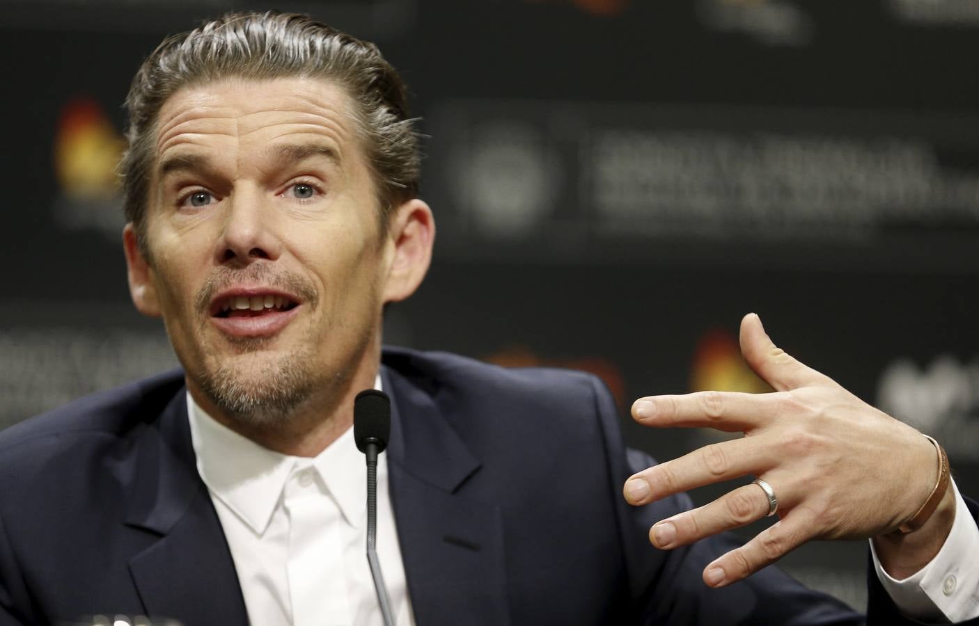 Ethan Hawke conquista el Zinemaldia con su simpatía