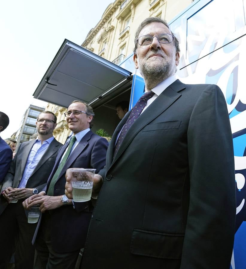 Rajoy levanta pasiones en San Sebastián