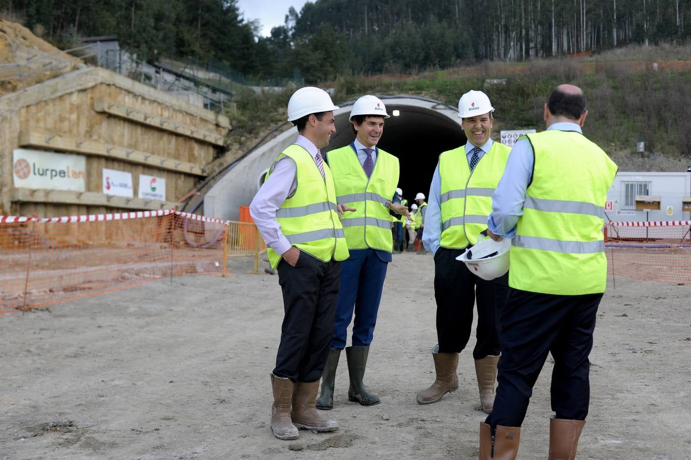 Autzagane: finaliza la excavación del túnel