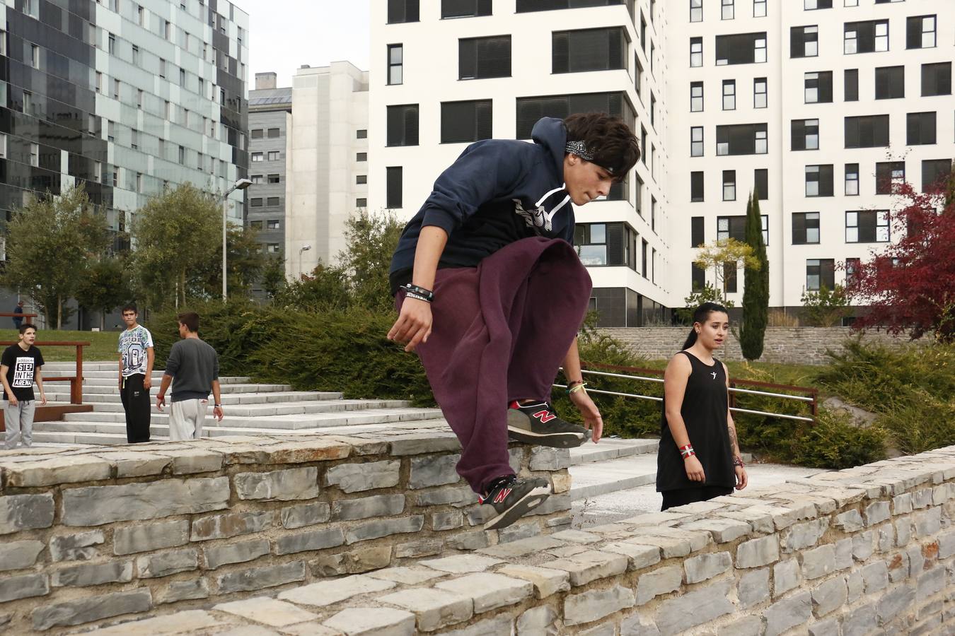 Vitoria se impulsa a la moda del parkour