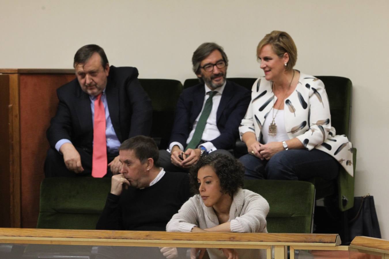 Constituido el nuevo Parlamento vasco