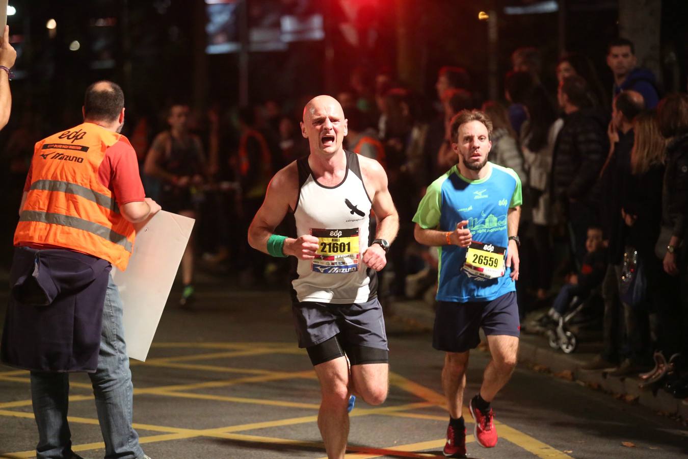 Las mejores imágenes del Bilbao Night Marathon 2016