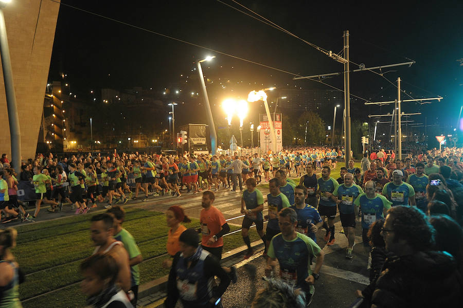 Las mejores imágenes del Bilbao Night Marathon 2016