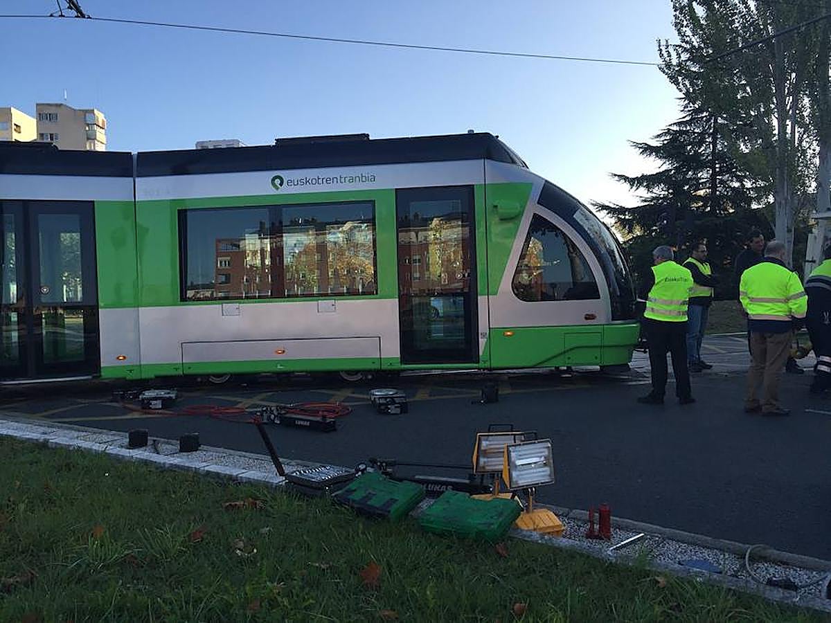 Nuevo accidente del tranvía en el barrio vitoriano de Lakua