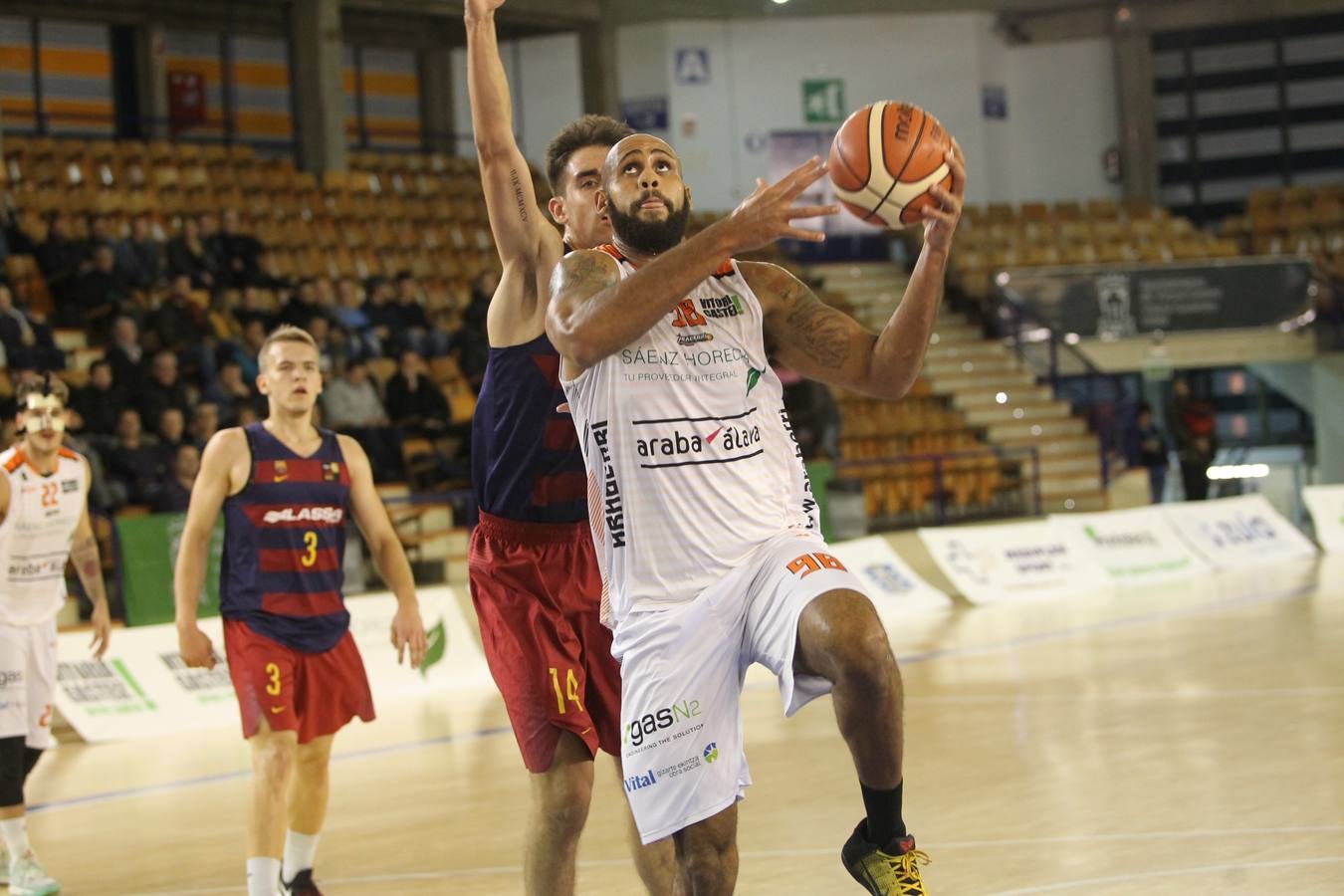 Araberri 72 - Barcelona B 65