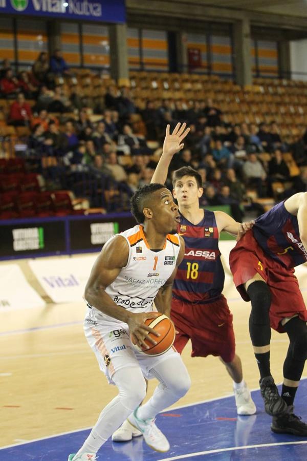 Araberri 72 - Barcelona B 65