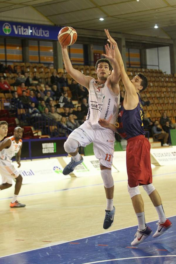 Araberri 72 - Barcelona B 65