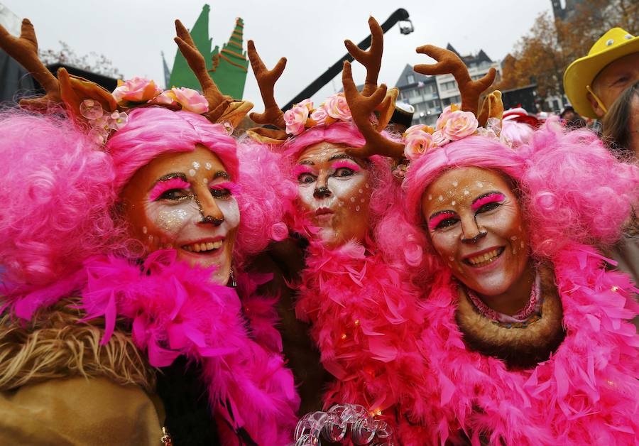 Colonia celebra la llegada del Carnaval