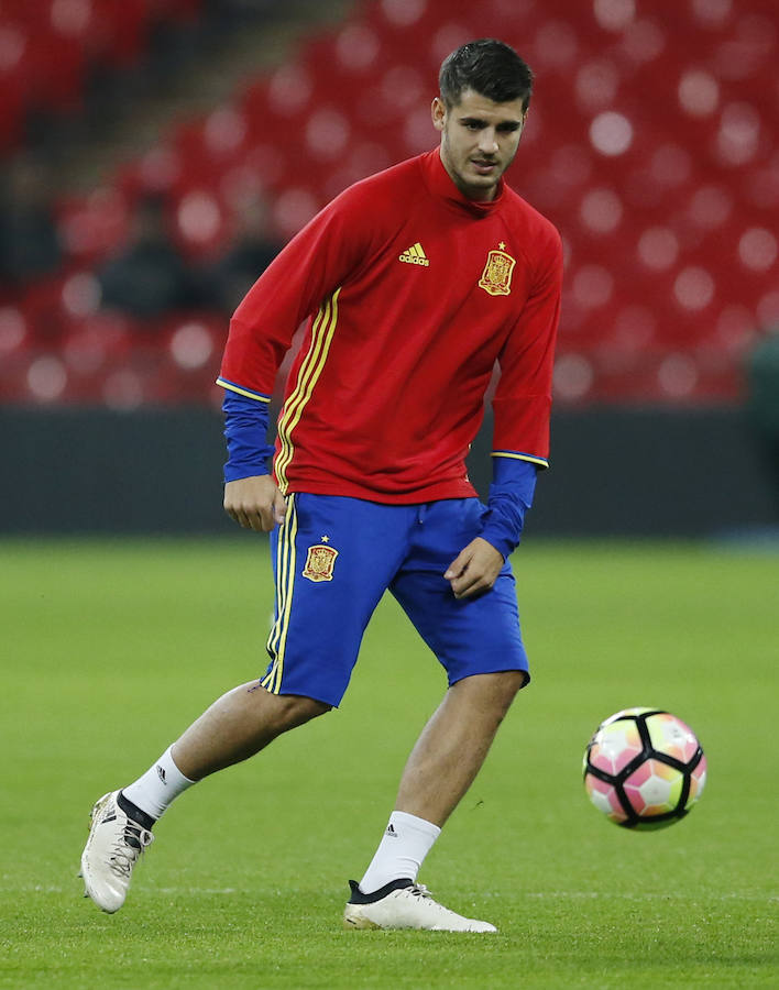 Aduriz pisa la alfombra de Wembley