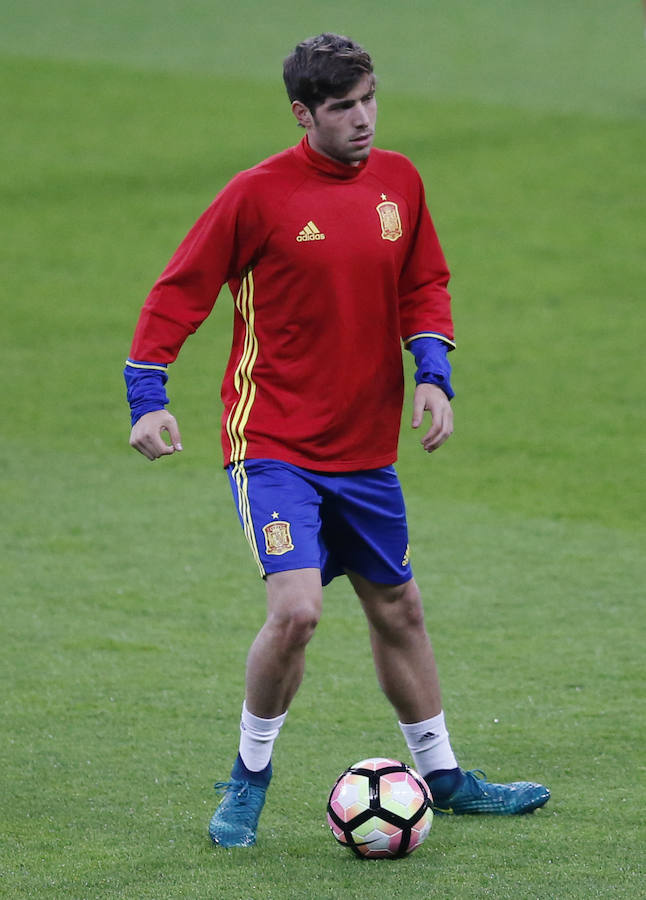 Aduriz pisa la alfombra de Wembley