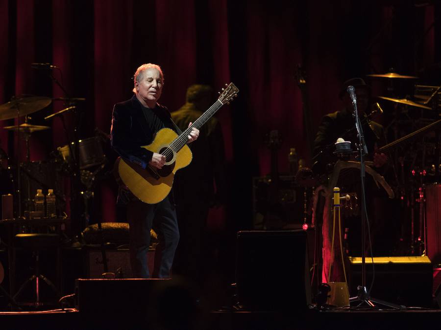 Paul Simon seduce al BEC