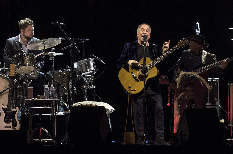 Paul Simon seduce al BEC