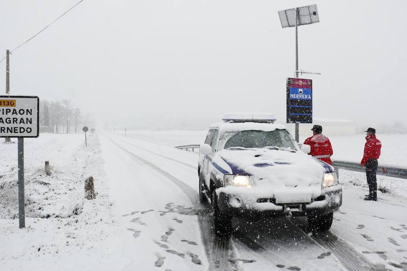 La primera nevada del otoño en Álava