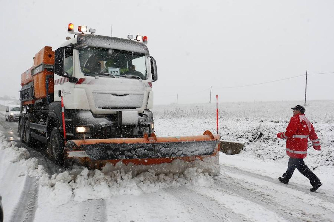 La primera nevada del otoño en Álava