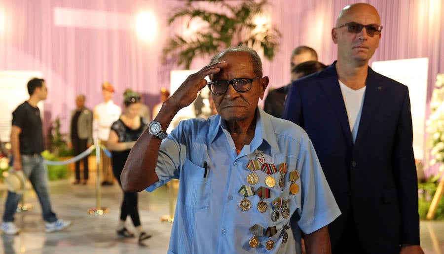 Los cubanos despiden a Fidel Castro