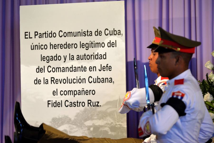 Los cubanos despiden a Fidel Castro