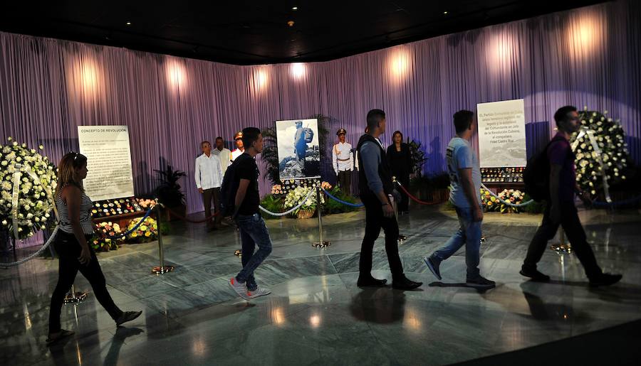 Los cubanos despiden a Fidel Castro