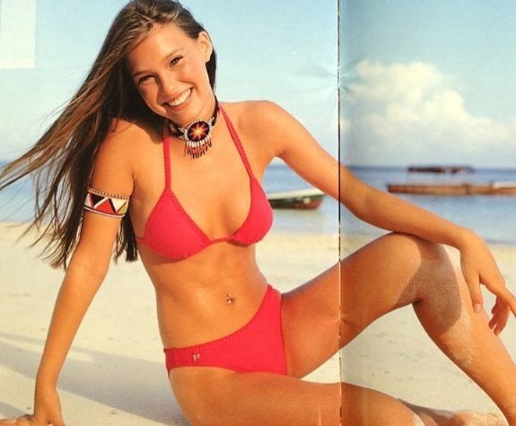 Bar Refaeli, radiante antes, durante y después del embarazo