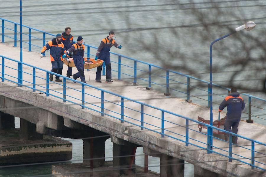 Mueren los 92 pasajeros de un avión militar ruso estrellado en el Mar Negro