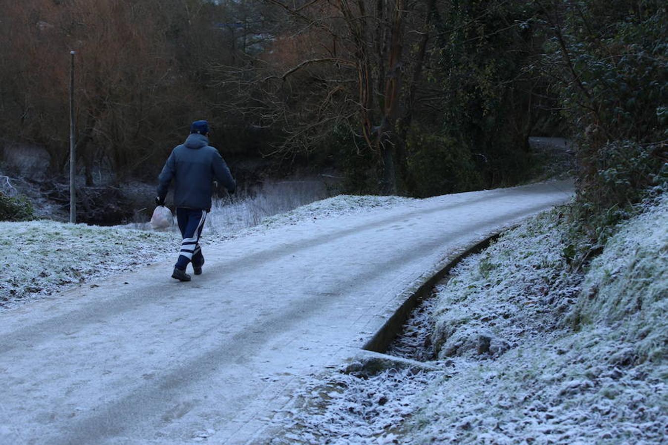 Así de fría estaba la mañana en El Regato y en Otxandio