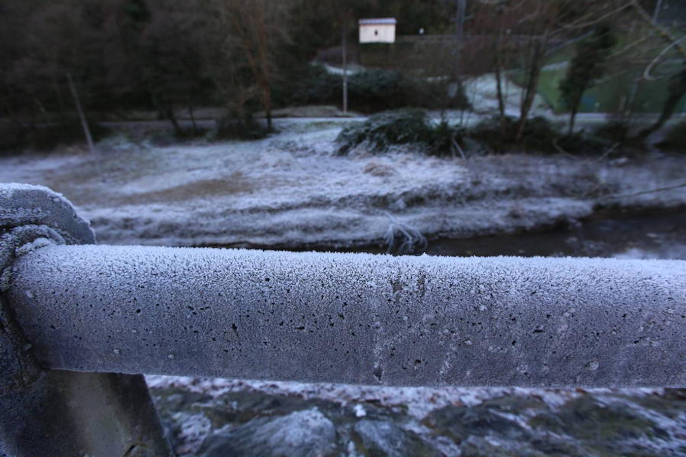 Así de fría estaba la mañana en El Regato y en Otxandio